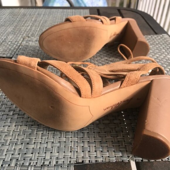 Sam Edelman Tan Suede Lace Up Heels, Size 8, 4" Heel, Great Cond. - Picture 5 of 5